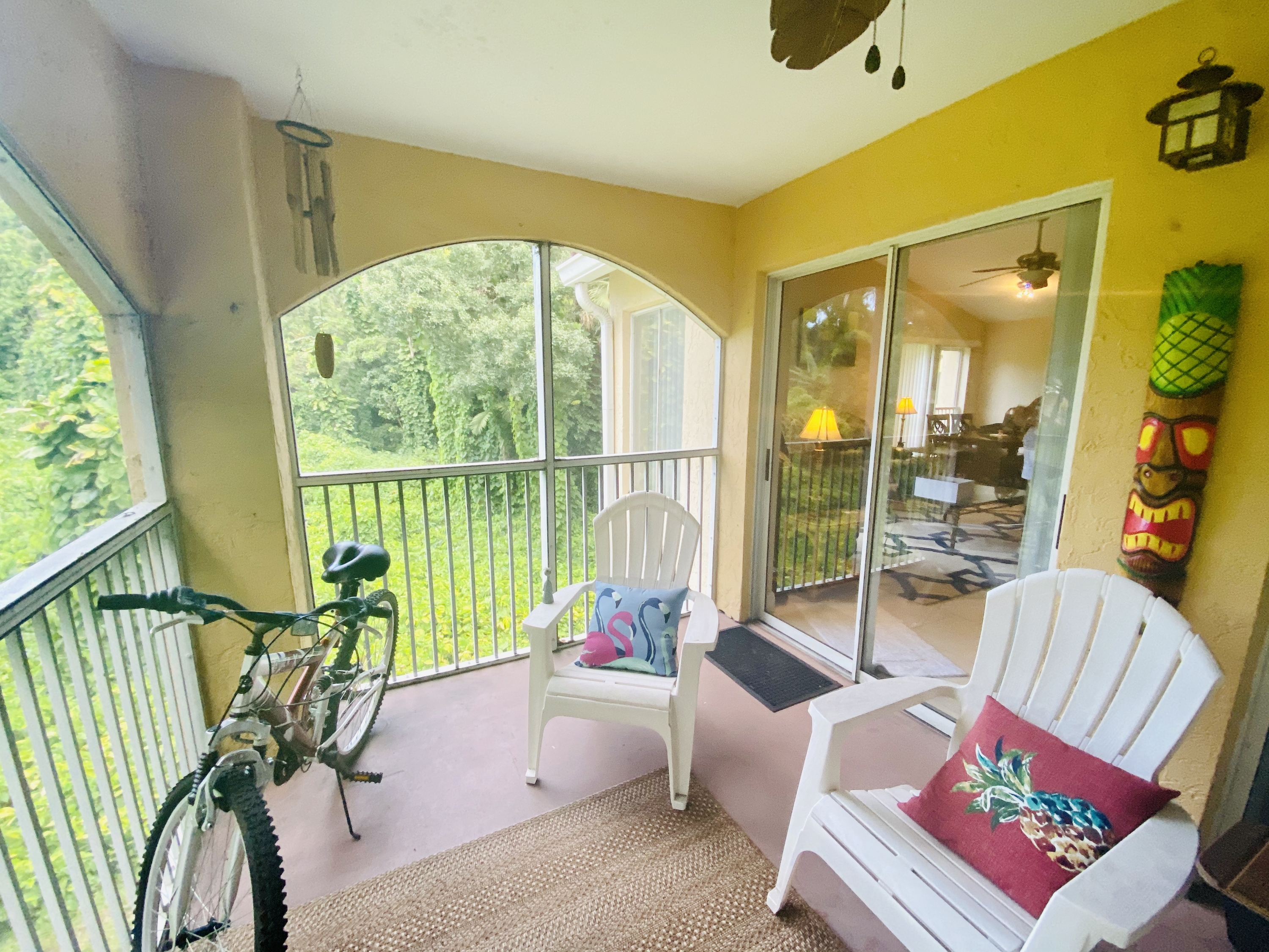 2440 NW 33 st