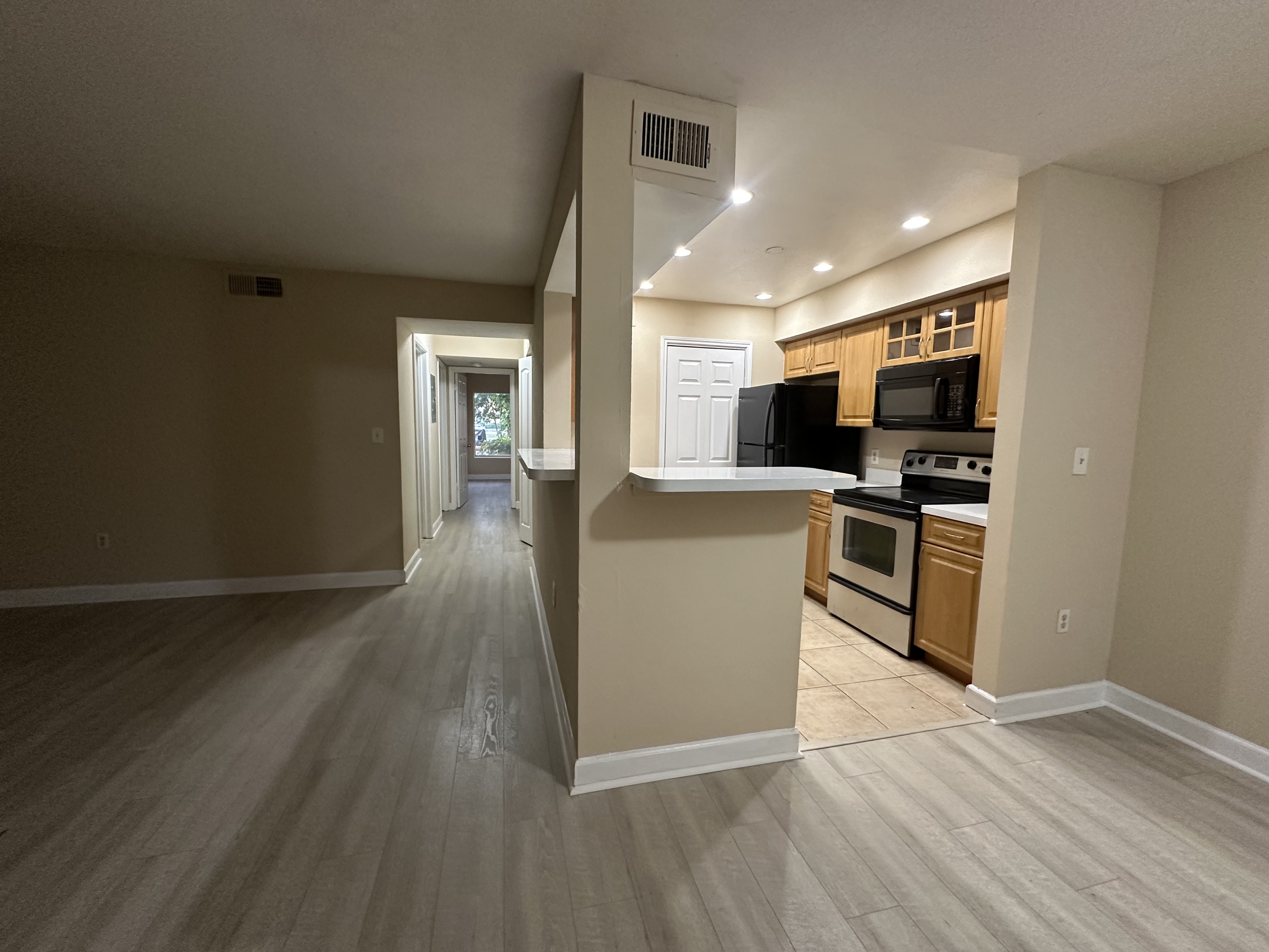 2465 NW 33RD ST
